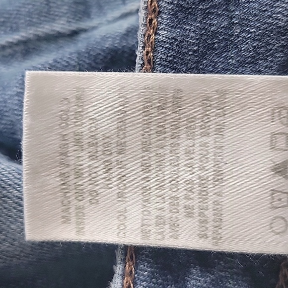 JOE'S JEANS DISTRESSED BLUE JEAN SHORTS BECKETT SIZE 29 - Picture 10 of 16